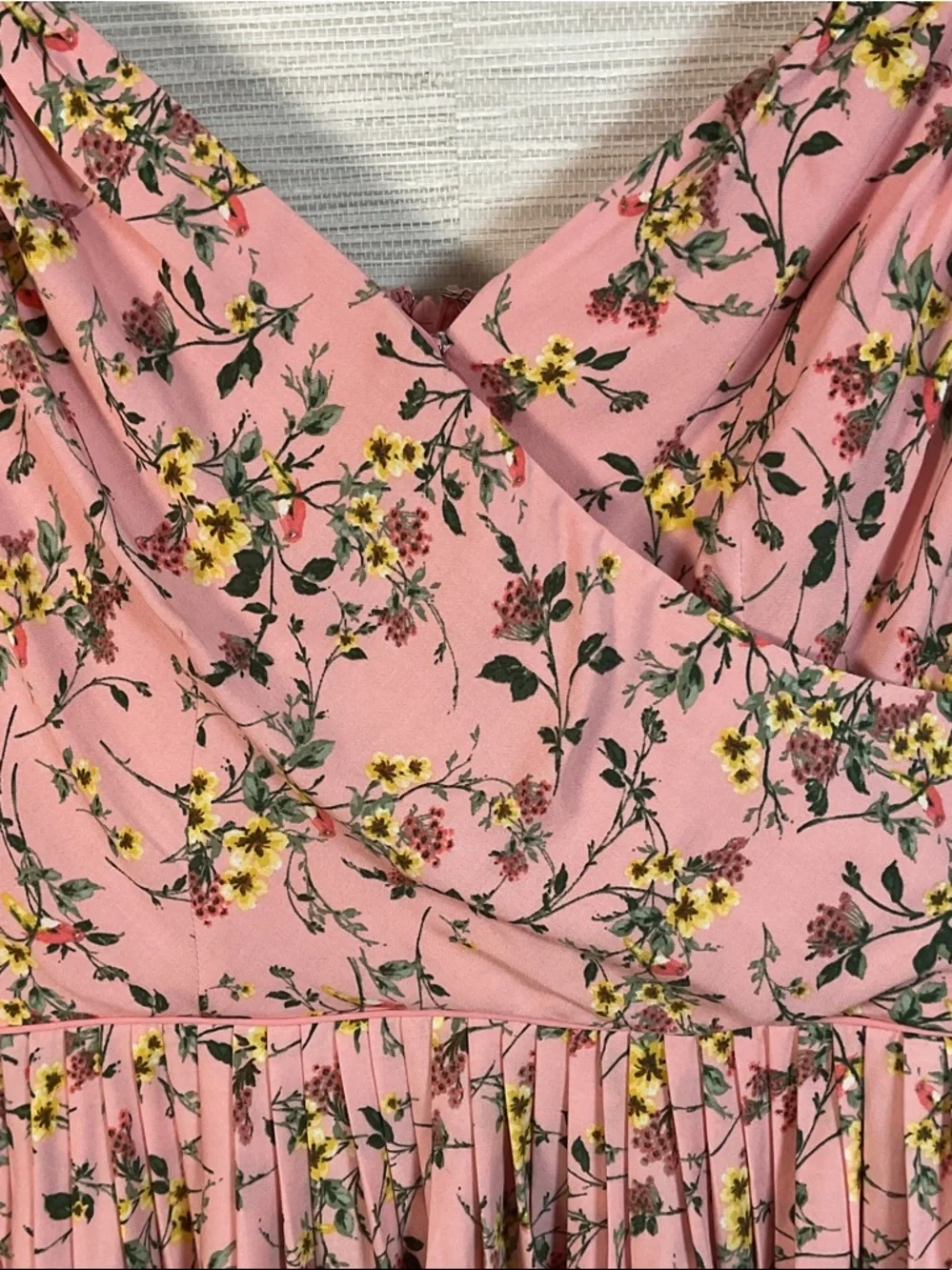 Girl Meets Glam Sarah Dress Sleeveless Pink Floral Midi Size 4 Garden Birds - Picture 2 of 13